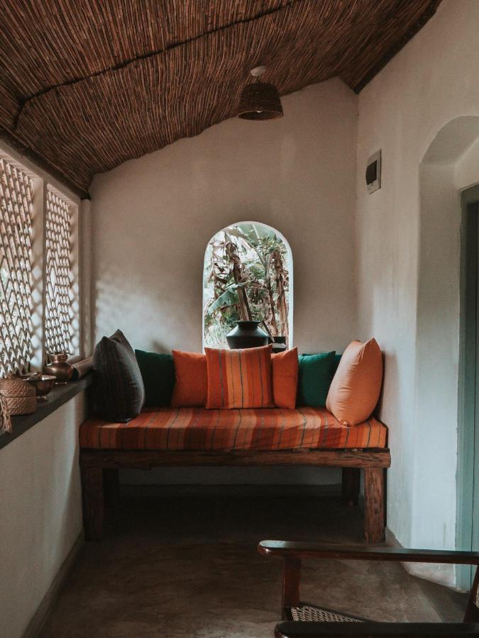 Arawe Retreat Villa Ella Exterior photo